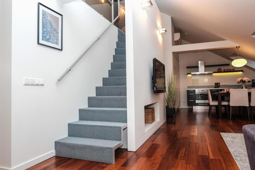 #Stayhere - Spacious Luxury Town Hall 3Bdr Apartment วิลนีอุส ภายนอก รูปภาพ